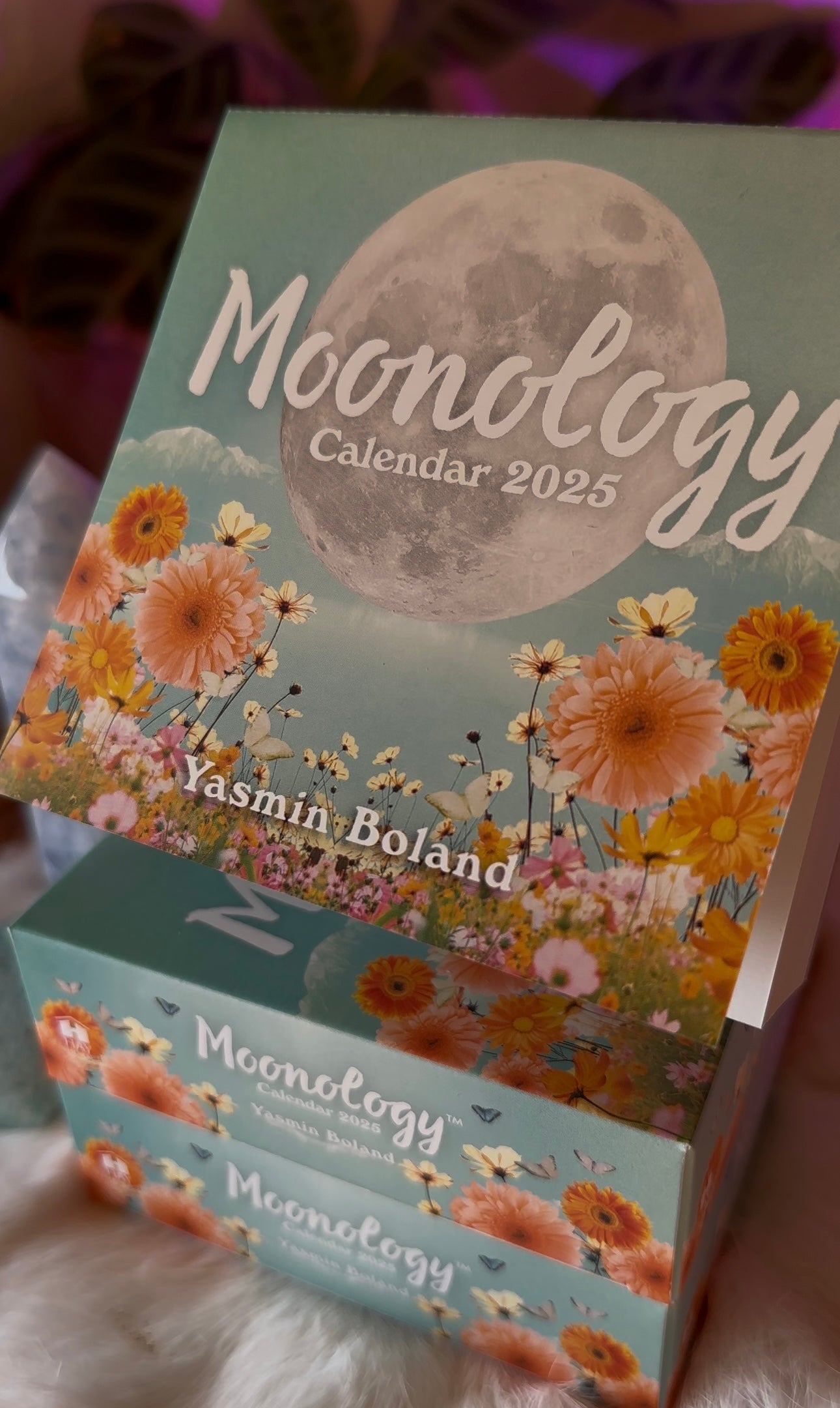 Moonology calendar 2025