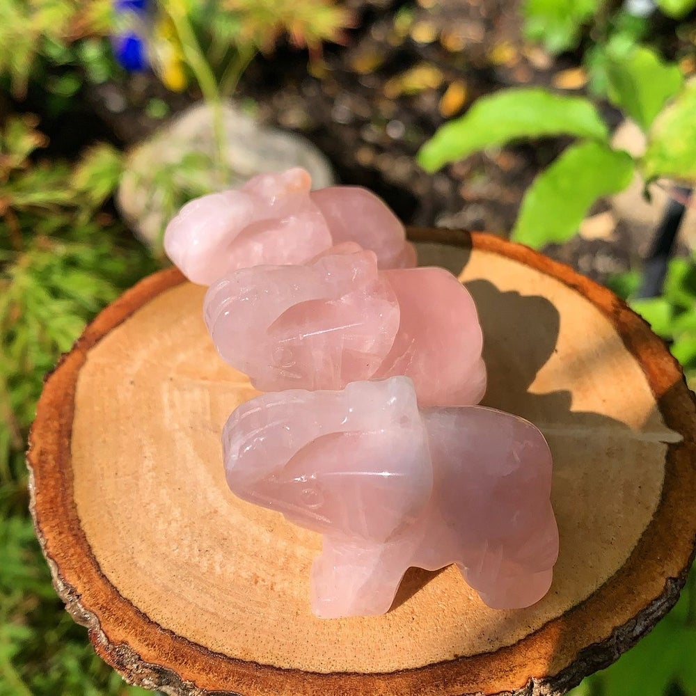 Rose quartz elephant