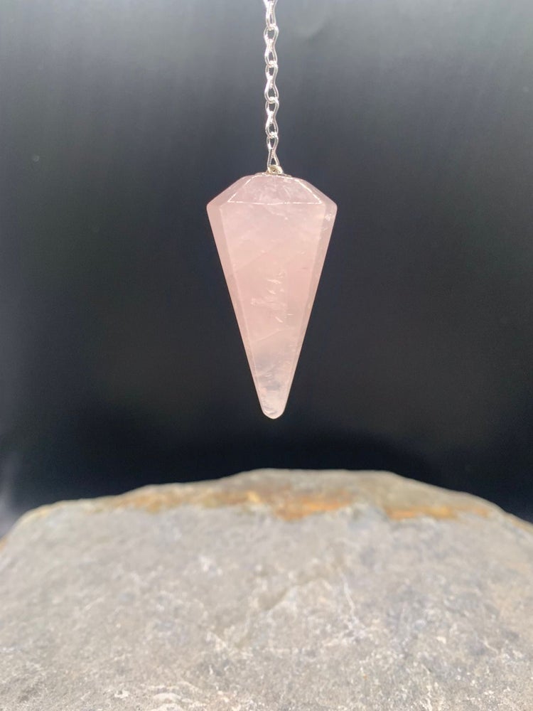 Rose quartz pendulum